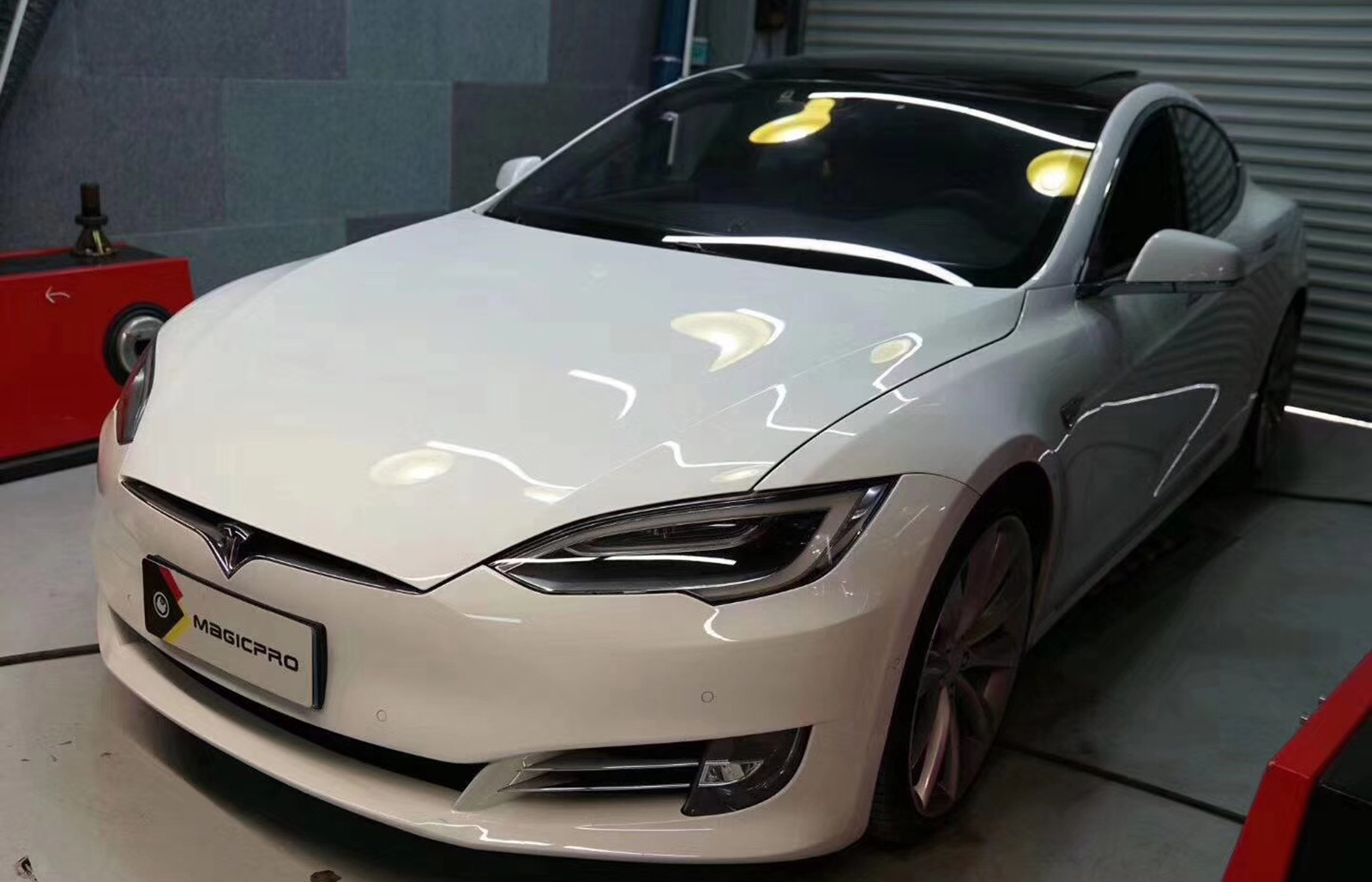 Gaspedaltuning för elbilen från USA